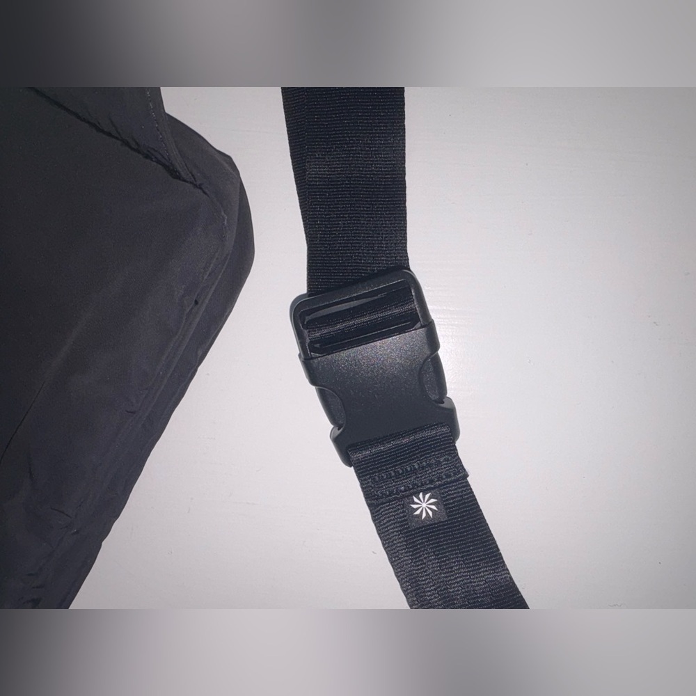 Athleta All About Crossbody Belt Bag Black - Picture 8 of 13